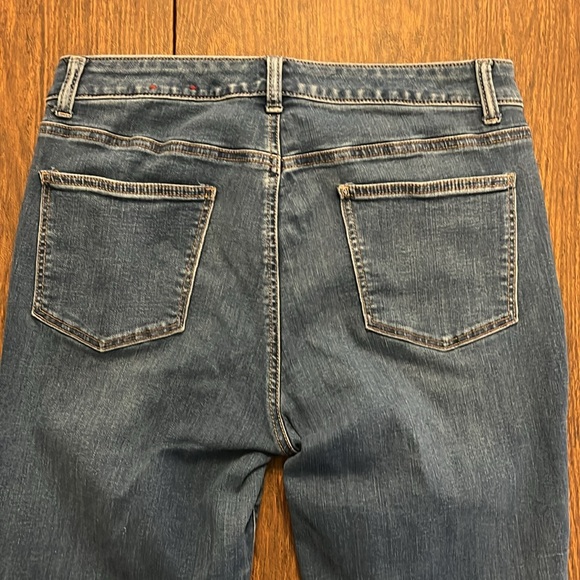 TALBOTS Sz 10 Simply Flattering Jeans - Picture 3 of 8
